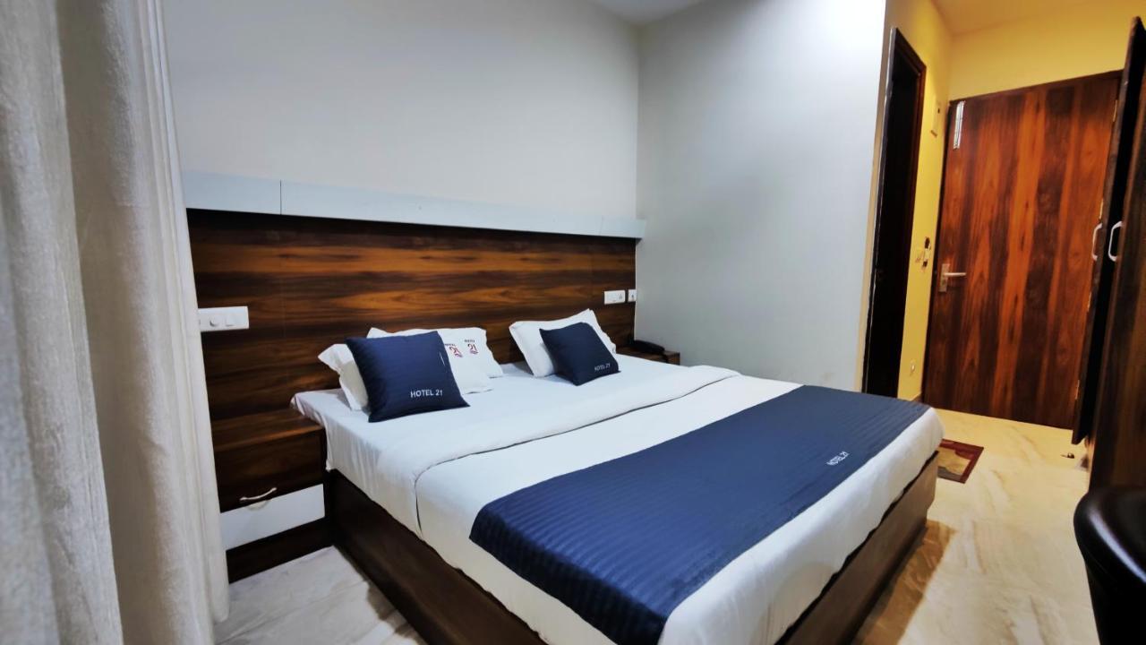 Hotel 21 Next To Chd Railway Station Chandīgarh Exteriér fotografie